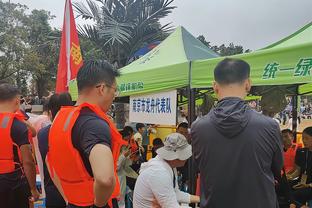 这就开始挖角了？黄蜂计划面试湖人助教乔丹-奥特任球队主教练